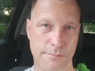 Newertalent cam model profile picture 