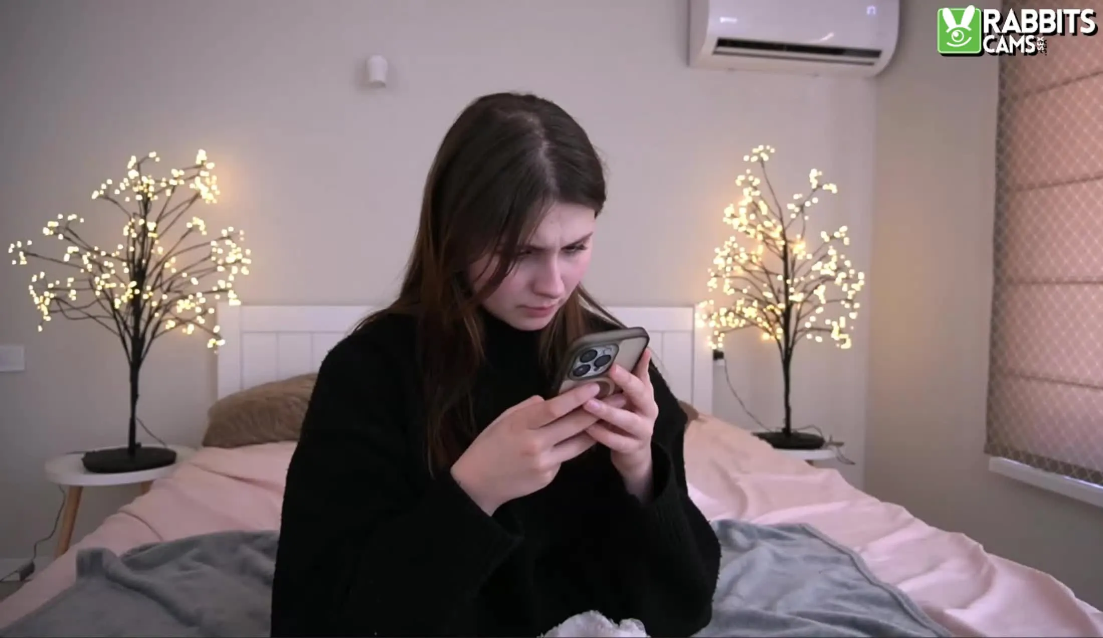 Artist OpulentSiren Video 1