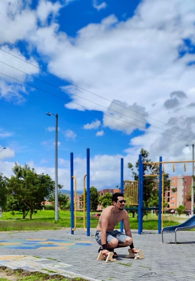 Interprete Darkgelos Foto 1