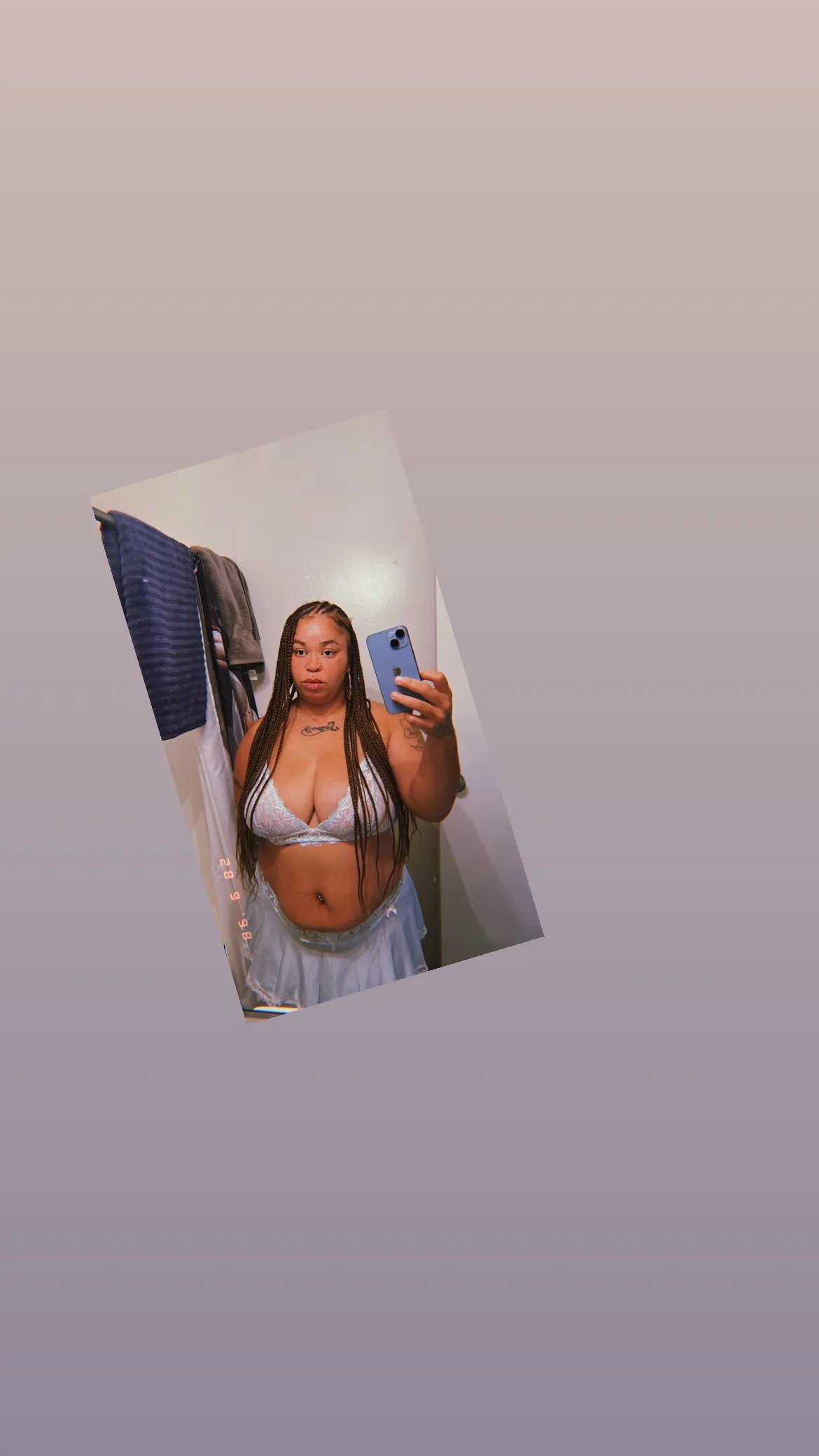 Intérprete VelvetRise Foto 2