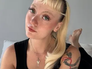 maevebanks profielfoto van cam model