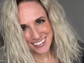 BrownEyedTexanGirl cam model profile picture