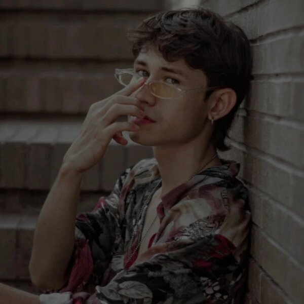 Interprète Michael_blue Photo 6