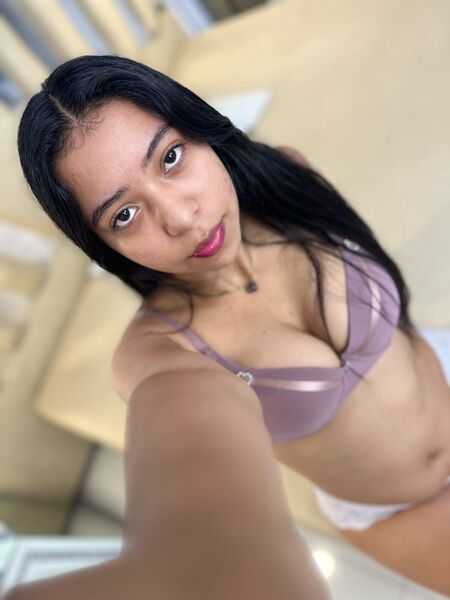 Interprète CURVYNAUGHTYY Photo 5