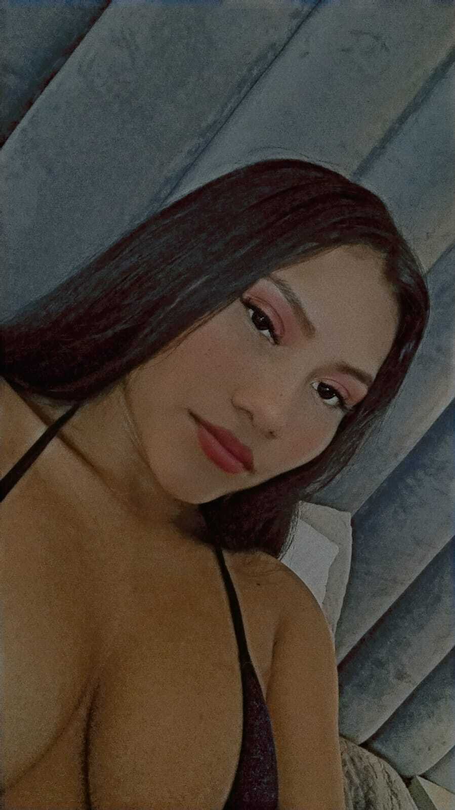 Interprete MaddyTompson Foto 8