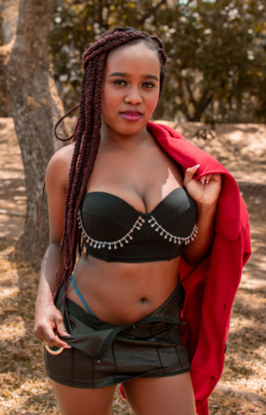 Intérprete AlessiaHot21 Foto 10