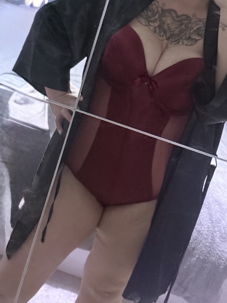 Intérprete Voluptuous_Violet Foto 2