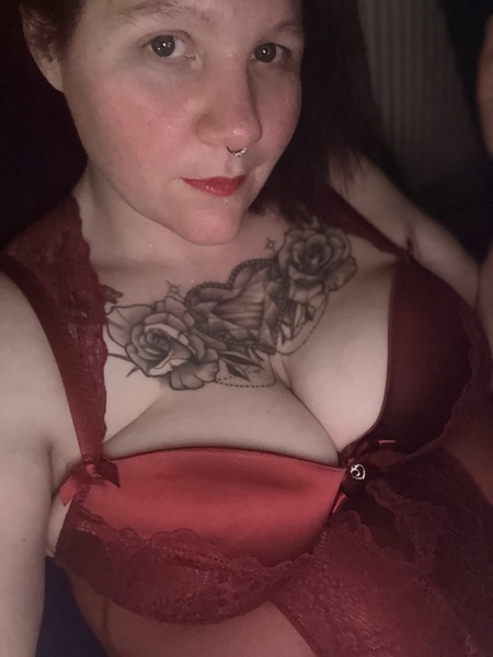 Intérprete Voluptuous_Violet Foto 3