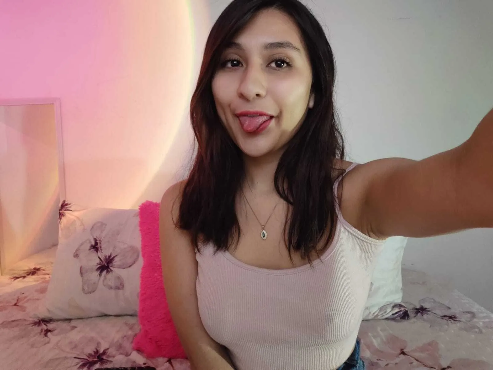 Performer AmatistaDesire Photo 9