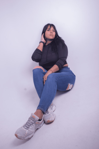 Interprete MiaCari Foto 3