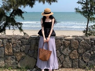 Bomi cam model profile picture 