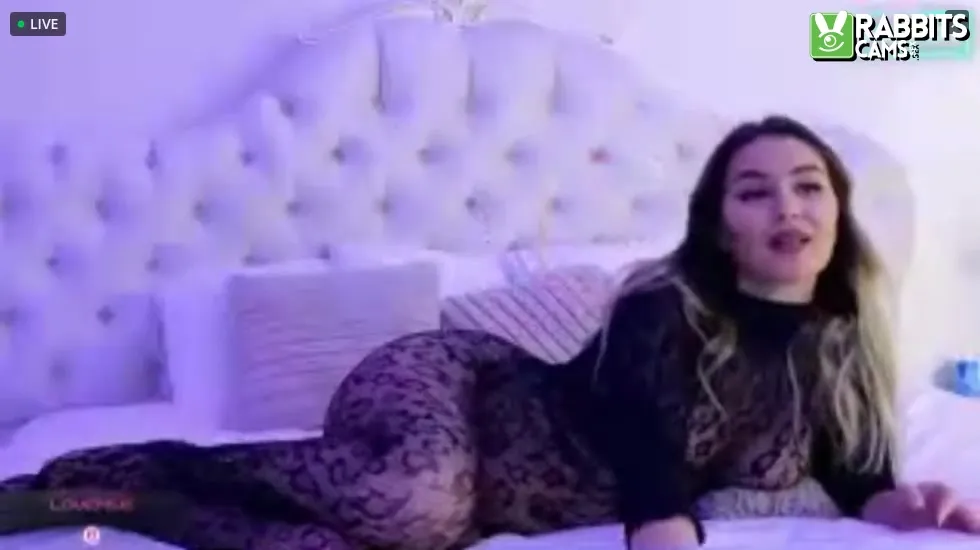 Artist AnniaAnn Video 1