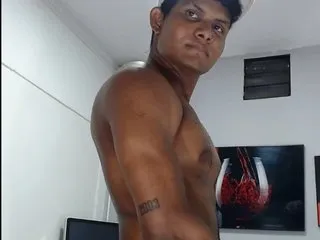 Image de profil du modèle de webcam marcusblakee