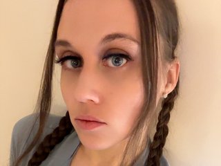 Imagen de perfil de modelo de cámara web de Blueeyedbaddiex20