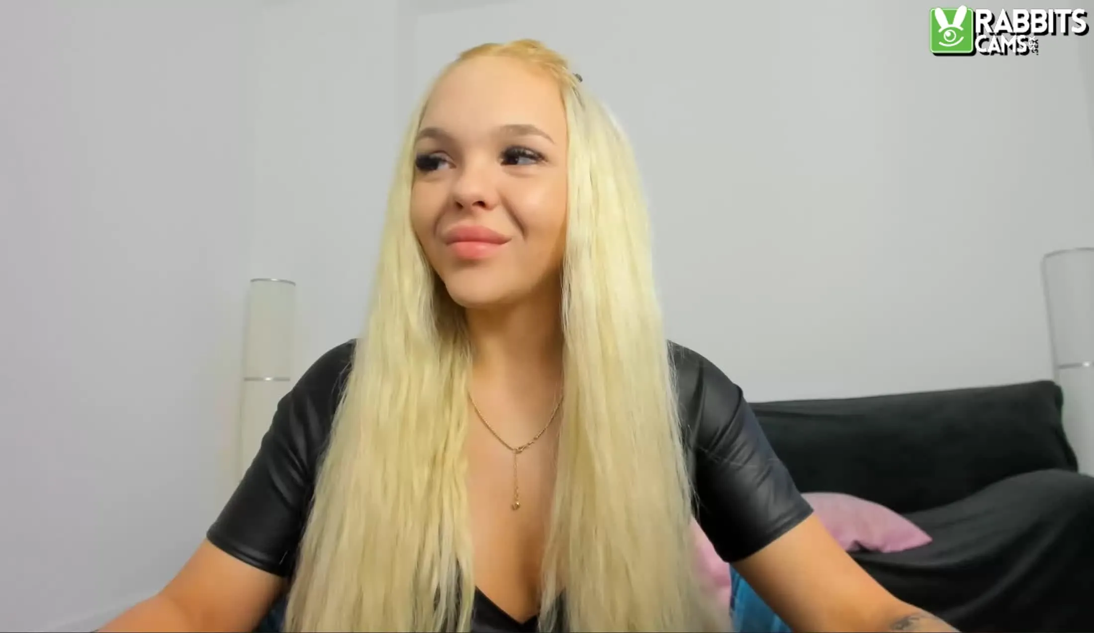 Intérprete DaisyAbby Video 1