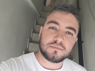 Image de profil du modèle de webcam Camilomed