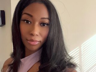 Foto de perfil de modelo de webcam de EyeCandiii