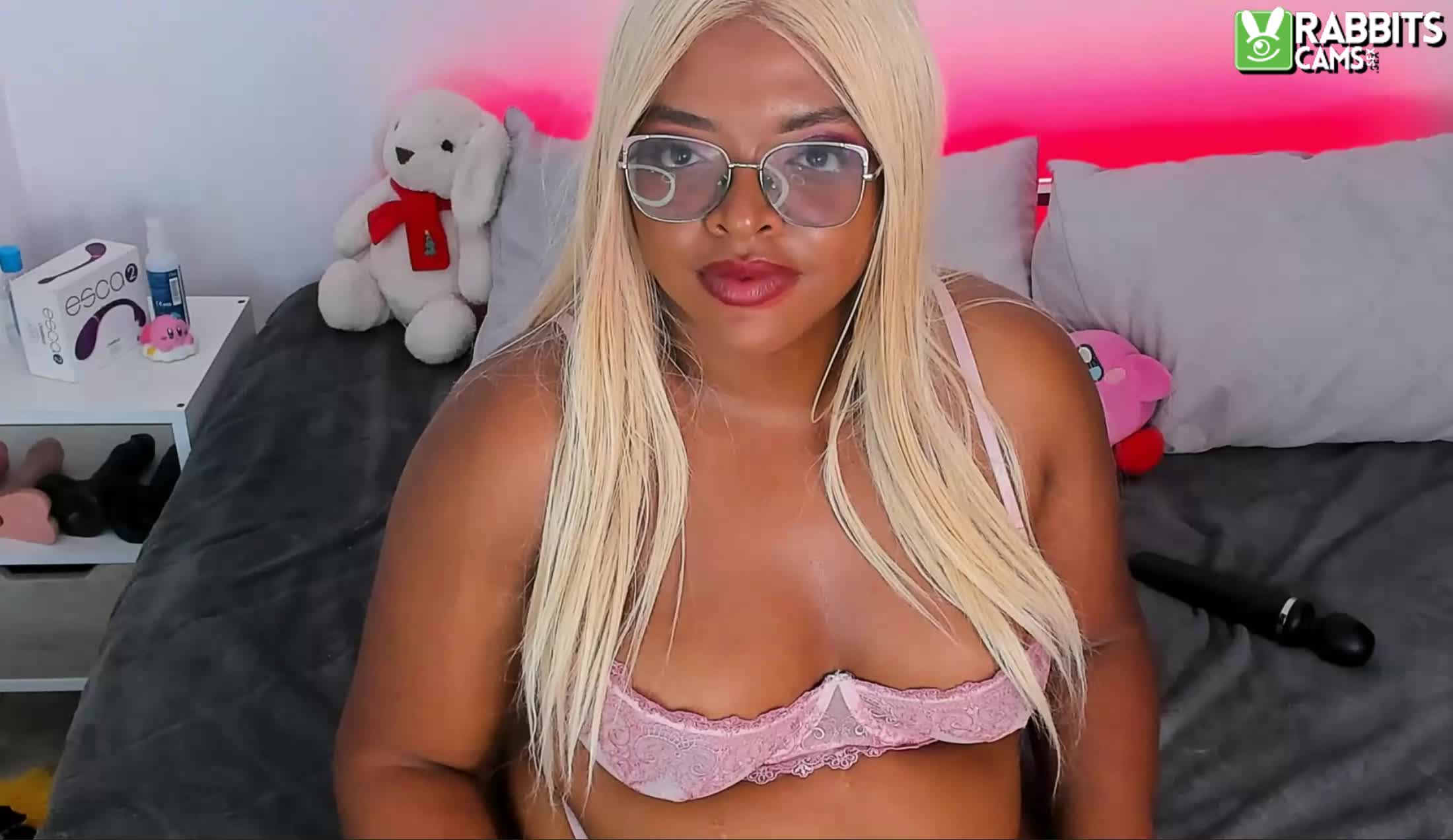 Artist conielaurentth Video 1