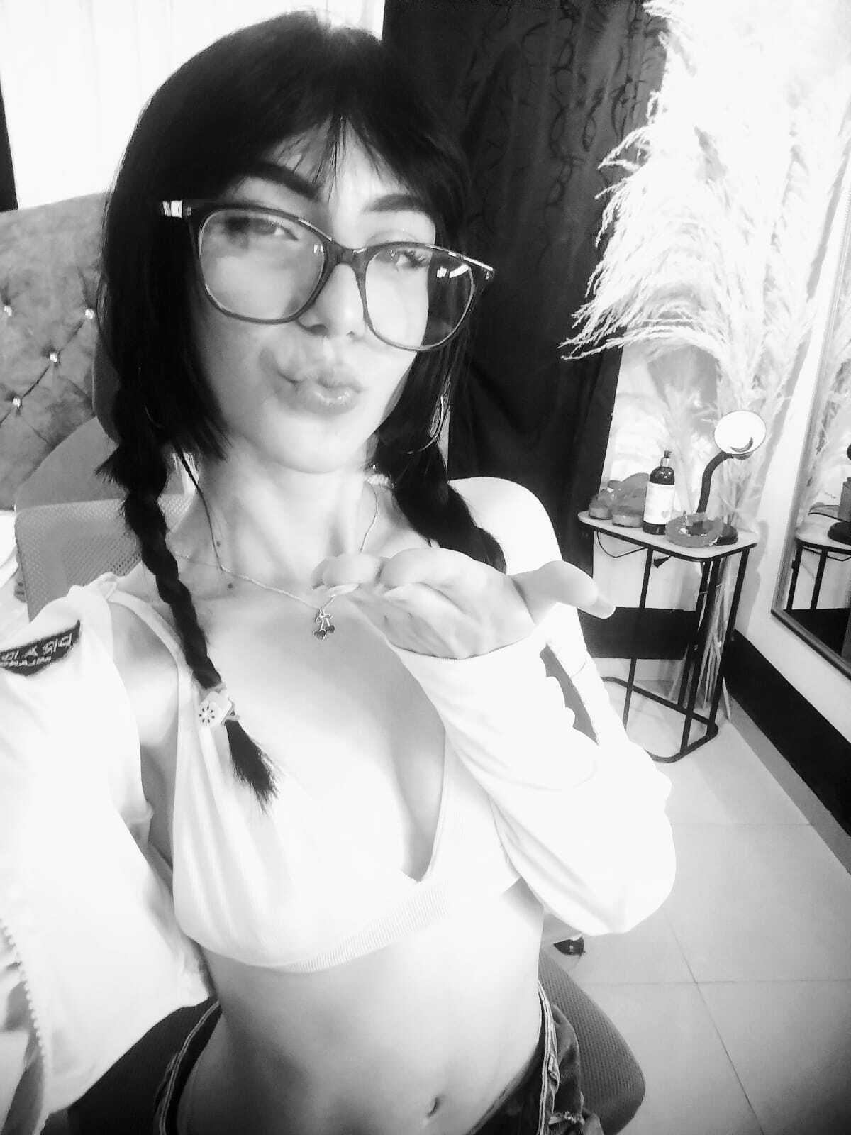 Artiest CamiiCute Foto 6