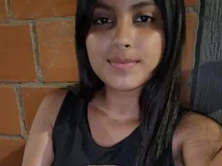 Foto de perfil de modelo de webcam de Hillary78tristan