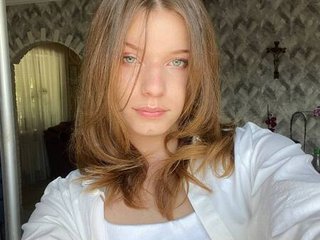 MYasmina immagine del profilo del modello di cam