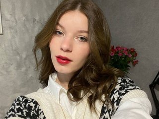 Image de profil du modèle de webcam MYasmina