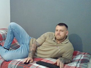 Image de profil du modèle de webcam mrbrit