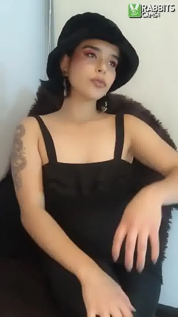 Artist NailinaSmith Video 3