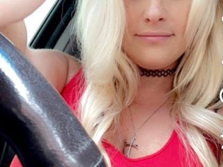 TattooBarbieXXX cam model profile picture