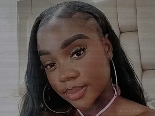 Image de profil du modèle de webcam emilybackerr