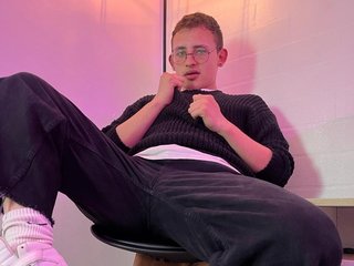 KylerWhitee immagine del profilo del modello di cam