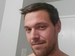 Angrycanadian cam model profile picture 