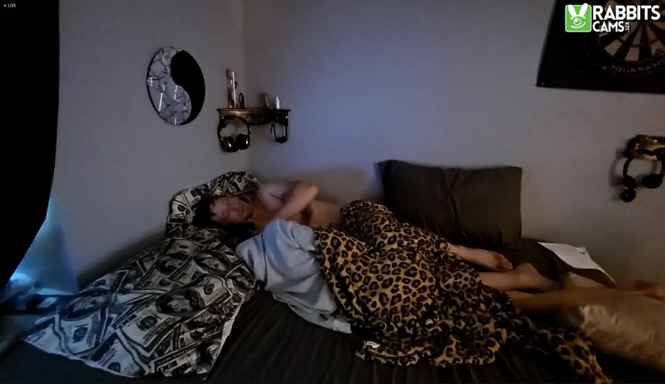 Artista Dickups Video 1