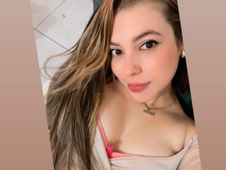small_emy immagine del profilo del modello di cam