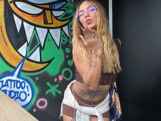 itzykitty cam model profile picture 