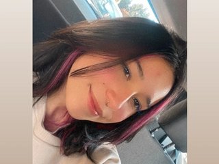 Camiicherry Profilbild des Cam-Modells