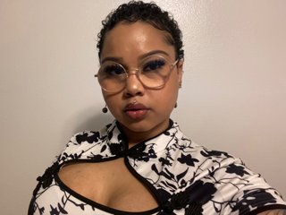 CheeksXXX cam model profile picture