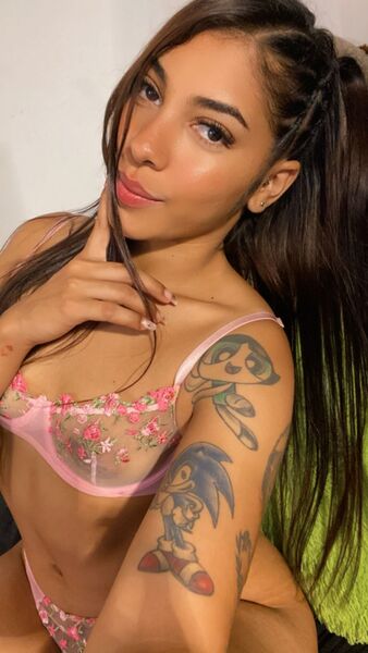 Artist AlexandraAnistonss Foto 2