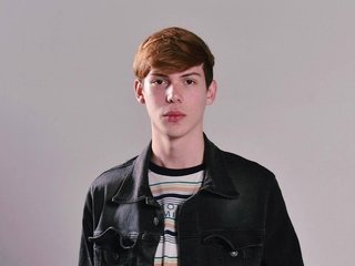 Image de profil du modèle de webcam Chris_YourWetDream