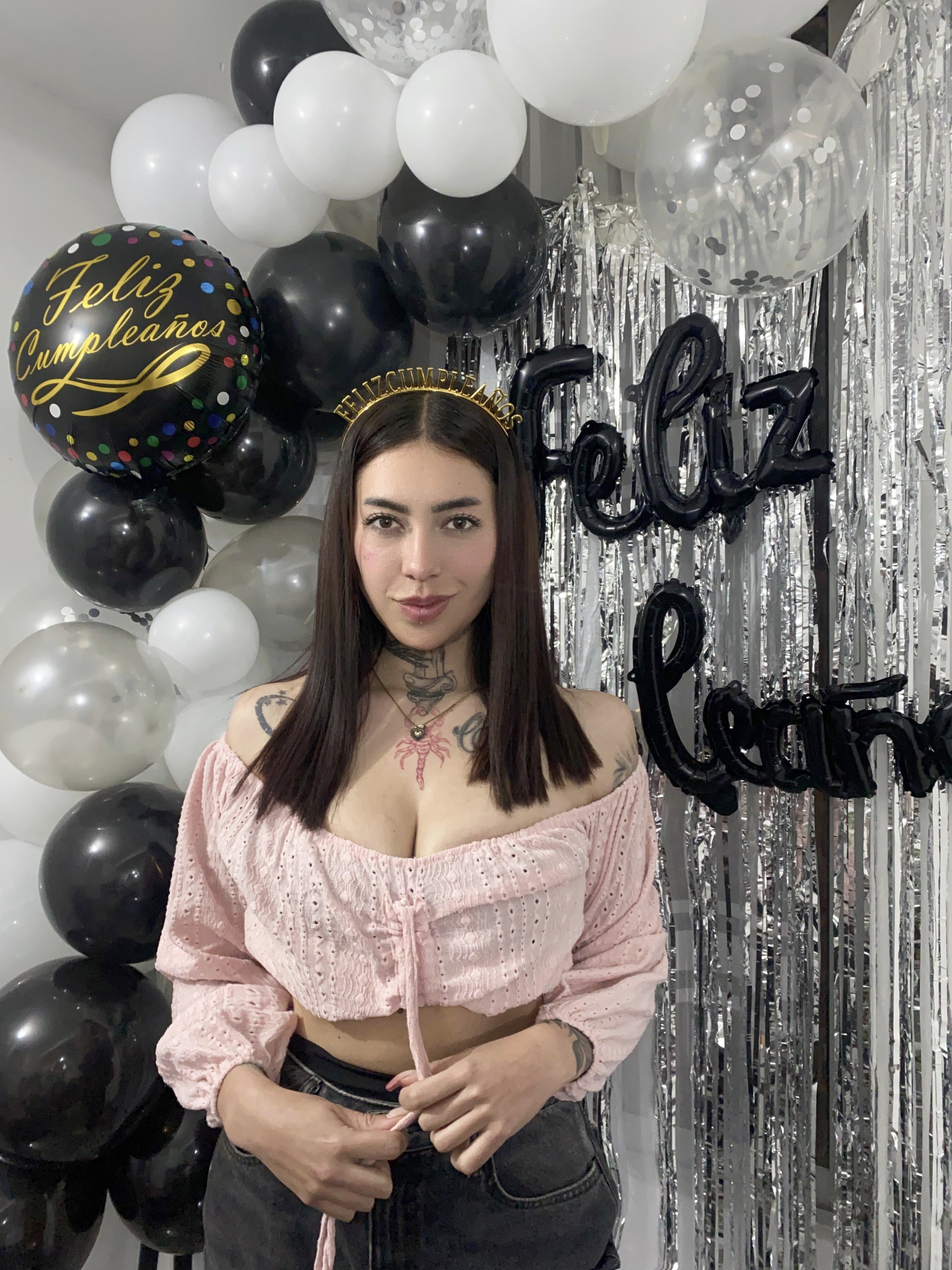 Performer Iam_Annysmith Photo 4