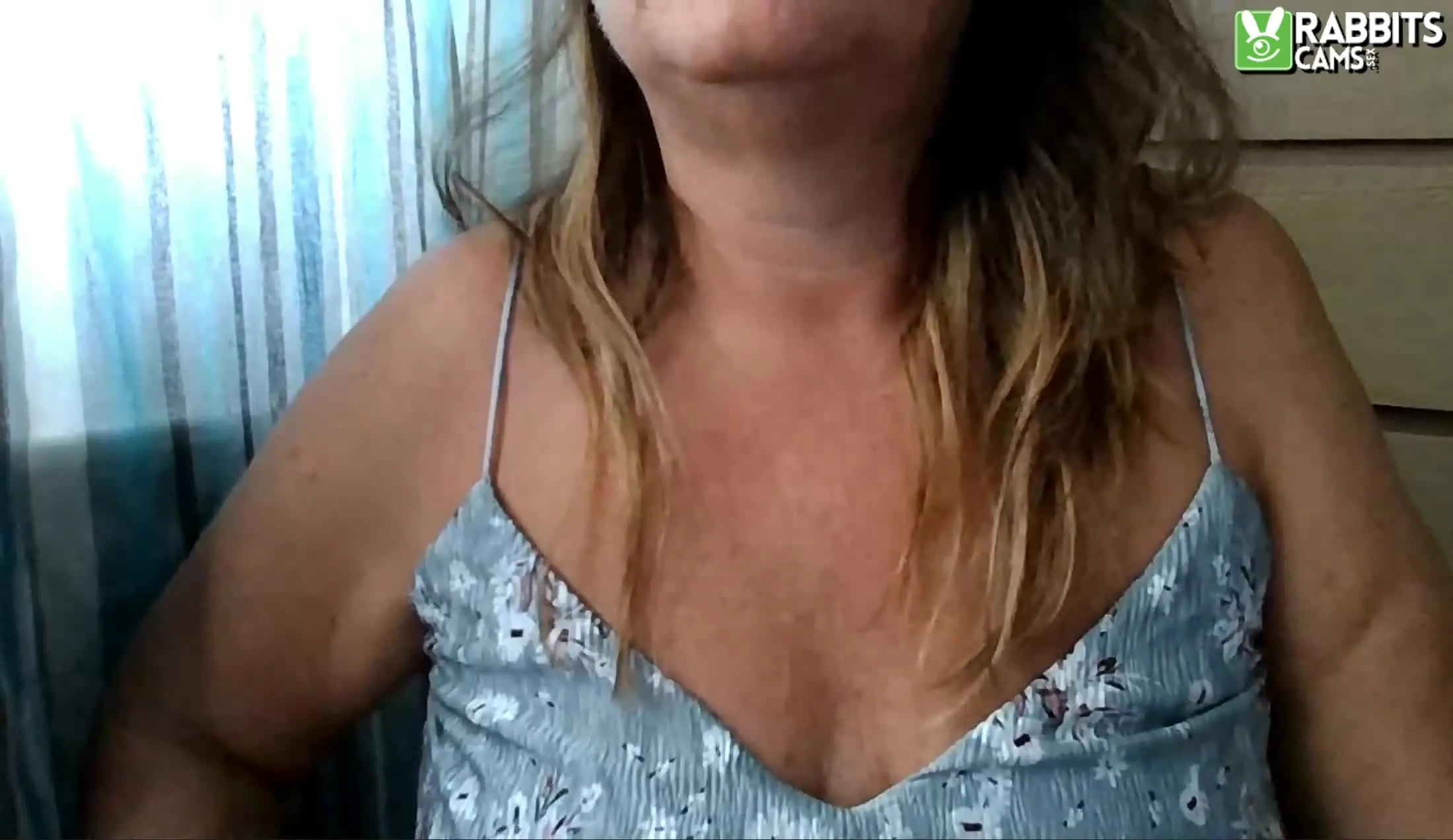 Intérprete DeliciousDeeDee Video 1