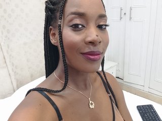 Imagen de perfil de modelo de cámara web de Kelly_Sweet111