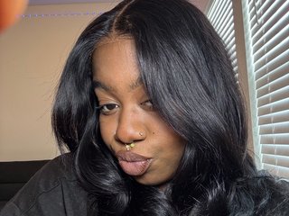 Image de profil du modèle de webcam DessDaDON25