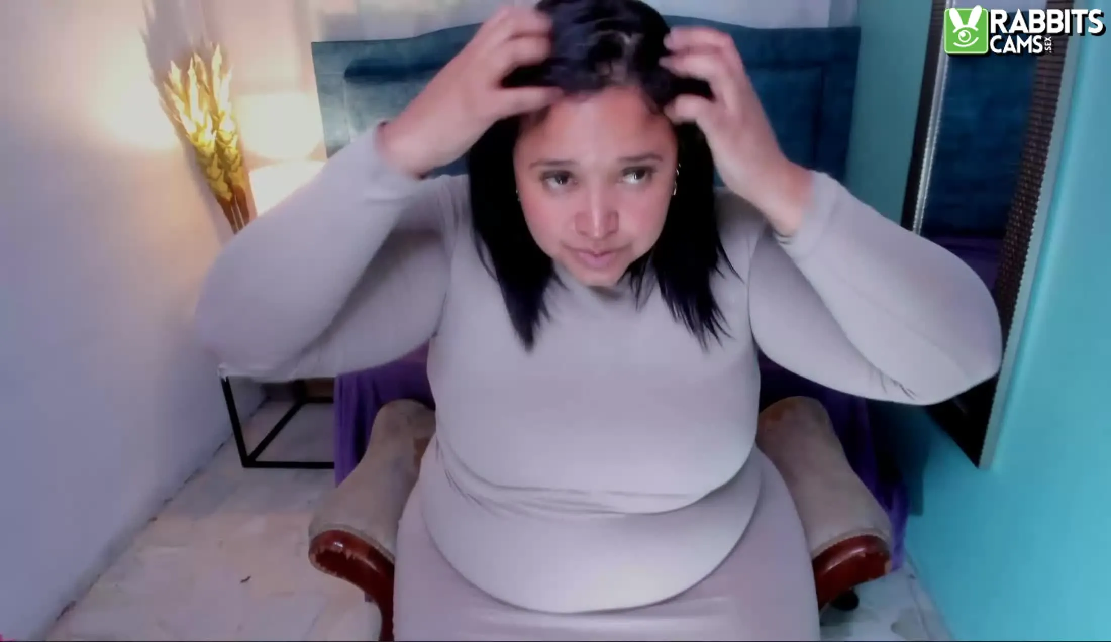 Interprete Busty_Juicy Video 1