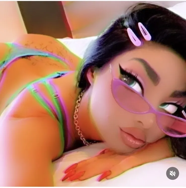 Interprète Shinadess Photo 5