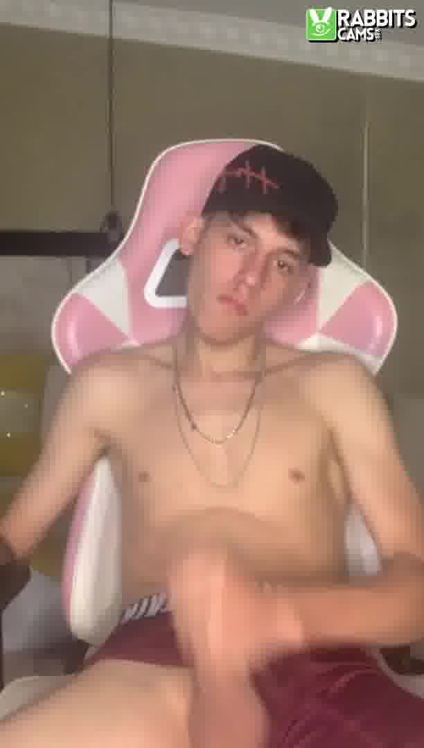 Performer MikeBeneflek Video 1