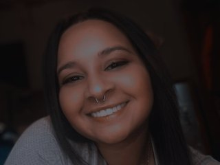 Imagen de perfil de modelo de cámara web de LilLenaLou