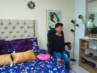 Image de profil du modèle de webcam sophiaharpper22