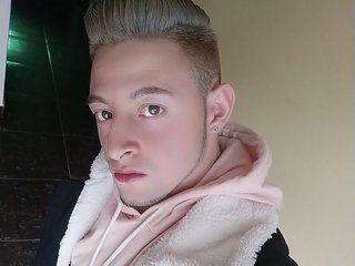 Image de profil du modèle de webcam alanrick_vc