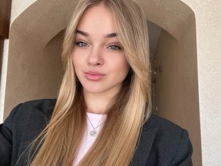 Image de profil du modèle de webcam KetsyMew